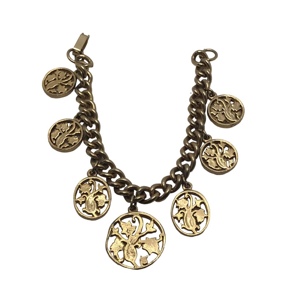 Vintage Gold Tone floral charm bracelet what